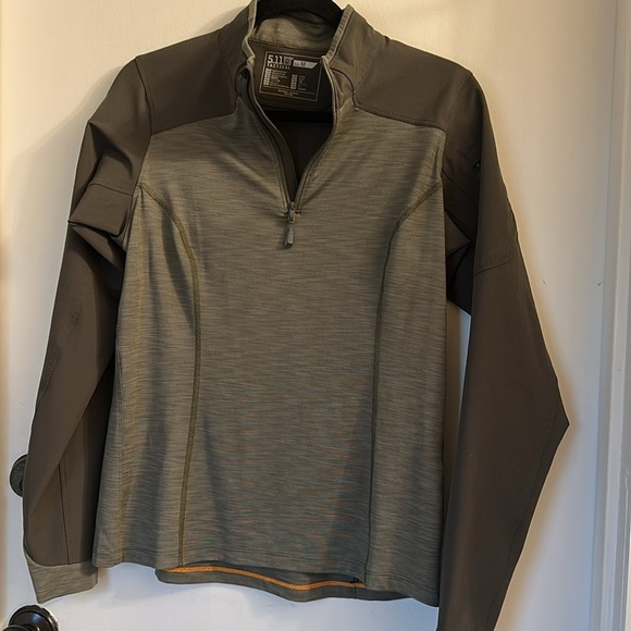 5.11 TACTICAL Womens Rapid Half Zip Pullover Green medium - Picture 3 of 8